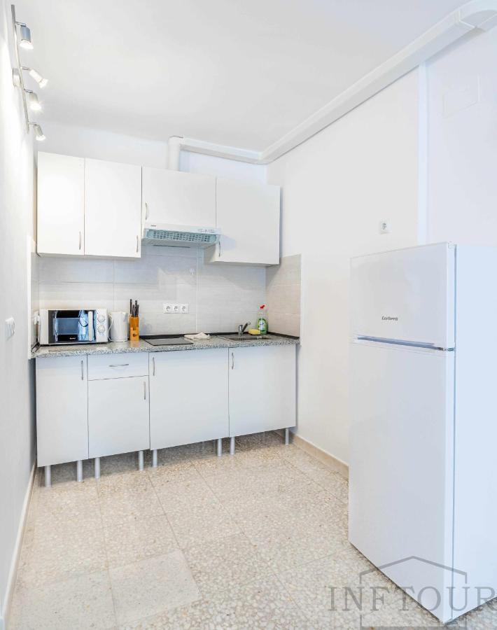 Inftour Paola III Apartamento 칼페 외부 사진